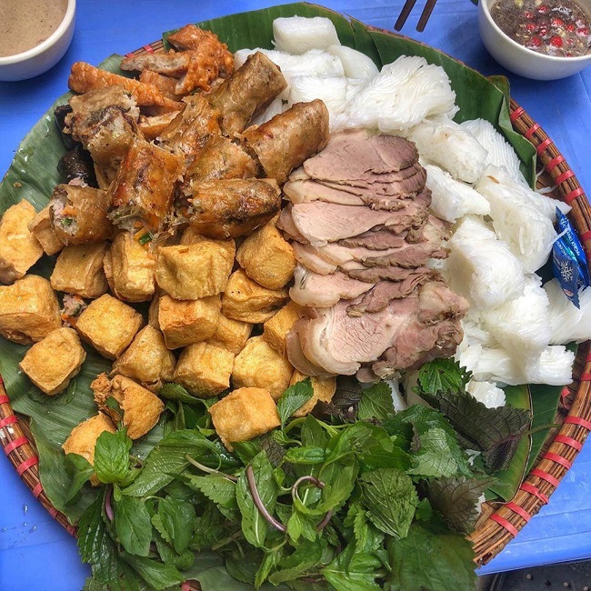Phở đêm, bún đậu mắm tôm và 5 đặc sản không thử chưa biết Hà Nội - SaoExpress Phở Đêm, Bún Đậu Mắm Tôm Và 5 Đặc Sản Không Thử Chưa Biết Hà Nội - Saoexpress