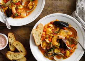 Bouillabaisse – món súp hải sản ngon nhất thế giới tại Marseille