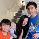 Trương Bá Chi lần đầu khoe ảnh cận mặt con trai thứ 3