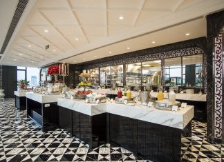 Ưu đãi “Black Friday” tại The Reverie Saigon