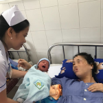 Cứu sống mẹ con sản phụ bị nhau cài răng lược nguy hiểm ở tuần thai 39, xâm lấn vào bàng quang, mạch máu