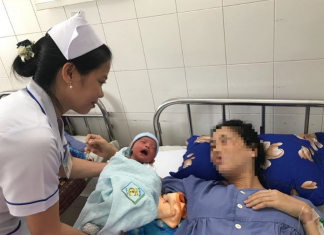 Cứu sống mẹ con sản phụ bị nhau cài răng lược nguy hiểm ở tuần thai 39, xâm lấn vào bàng quang, mạch máu