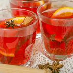 Vòng quanh thế giới thưởng thức những loại cocktail Giáng sinh hấp dẫn