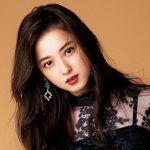 ‘Sao đẹp nhất Nhật Bản’ ghi hình sau bê bối của chồng