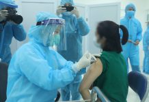 Một nhân viên y tế tử vong sau tiêm vaccine Covid-19